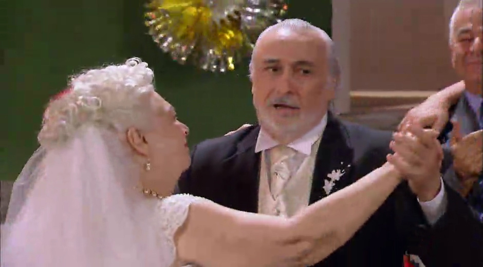 Muhsin ve Zühre evleniyor
