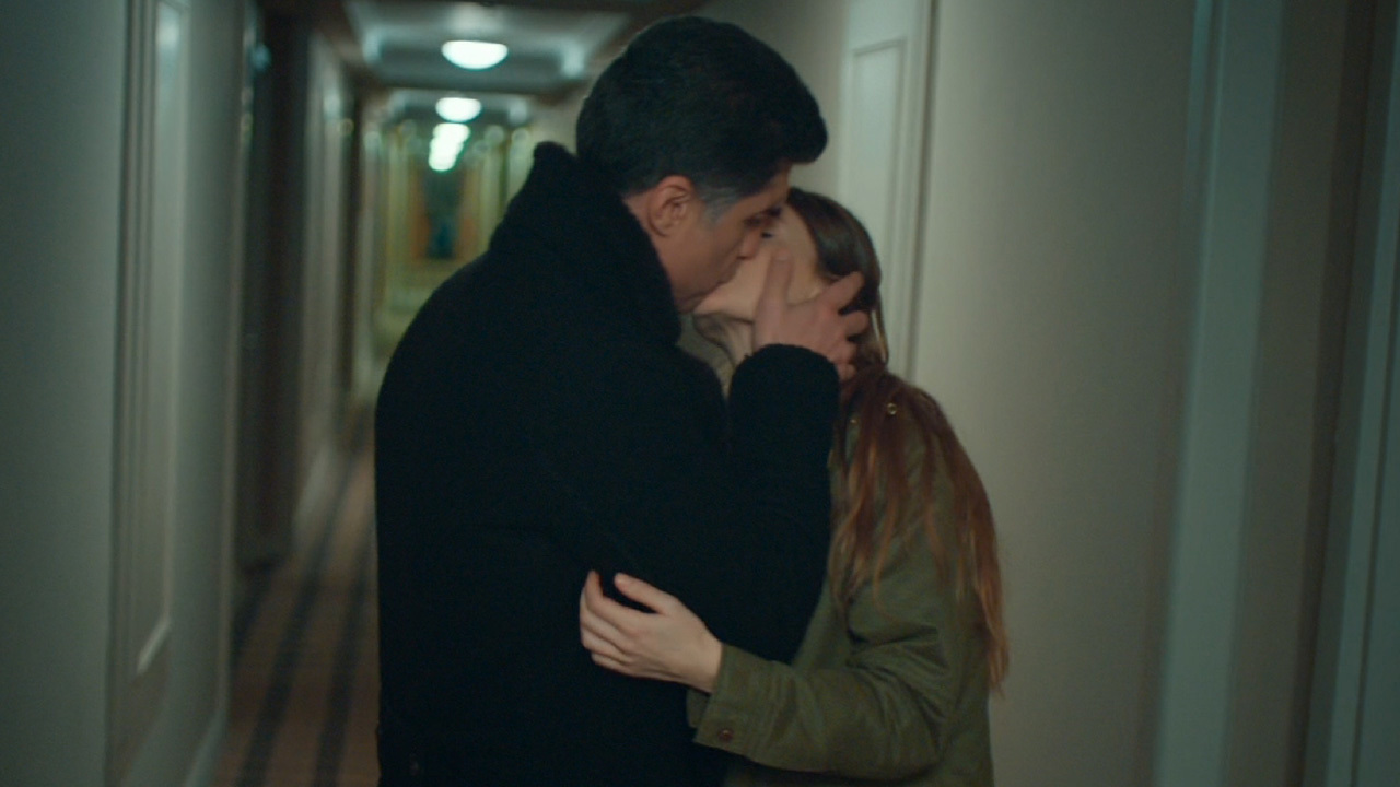 Süreyya ve Faruk'un romantik gecesi!