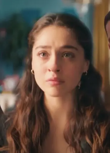 Sakla Beni'de Mete ve Naz'ı şaşırtan evlilik kararı! Sakla Beni'de Mete ve Naz'ı şaşırtan evlilik kararı!