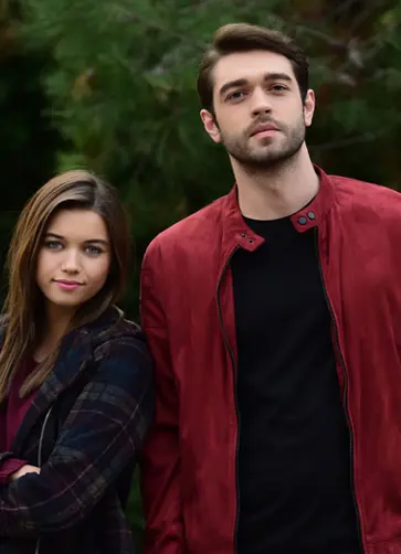 Afra Saraçoğlu ve Furkan Andıç 'Kardeş Çocukları'nda! Afra Saraçoğlu ve Furkan Andıç 'Kardeş Çocukları'nda!
