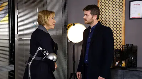 25. Bölüm Fragmanı 25. Bölüm Fragmanı