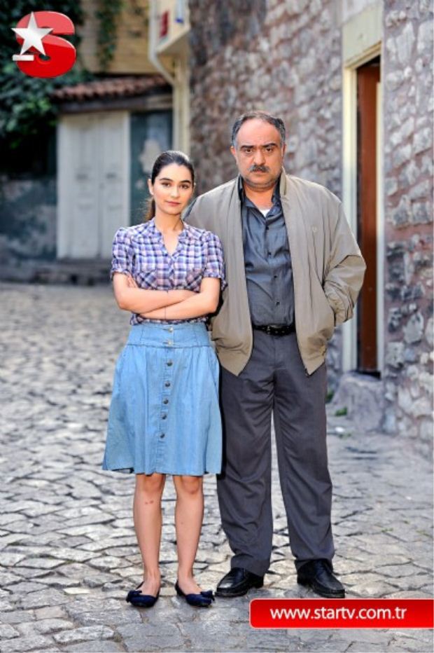 İffet setinden çok özel kareler!