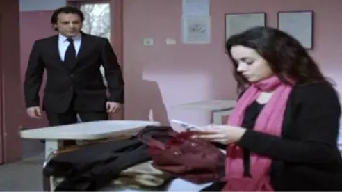 Koyu Kırmızı 1.Bölüm Fragmanı Koyu Kırmızı 1.Bölüm Fragmanı
