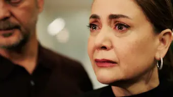 Annesi Değilsin Onun!