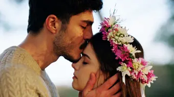 Yusuf ve Zeliha Evlendi...