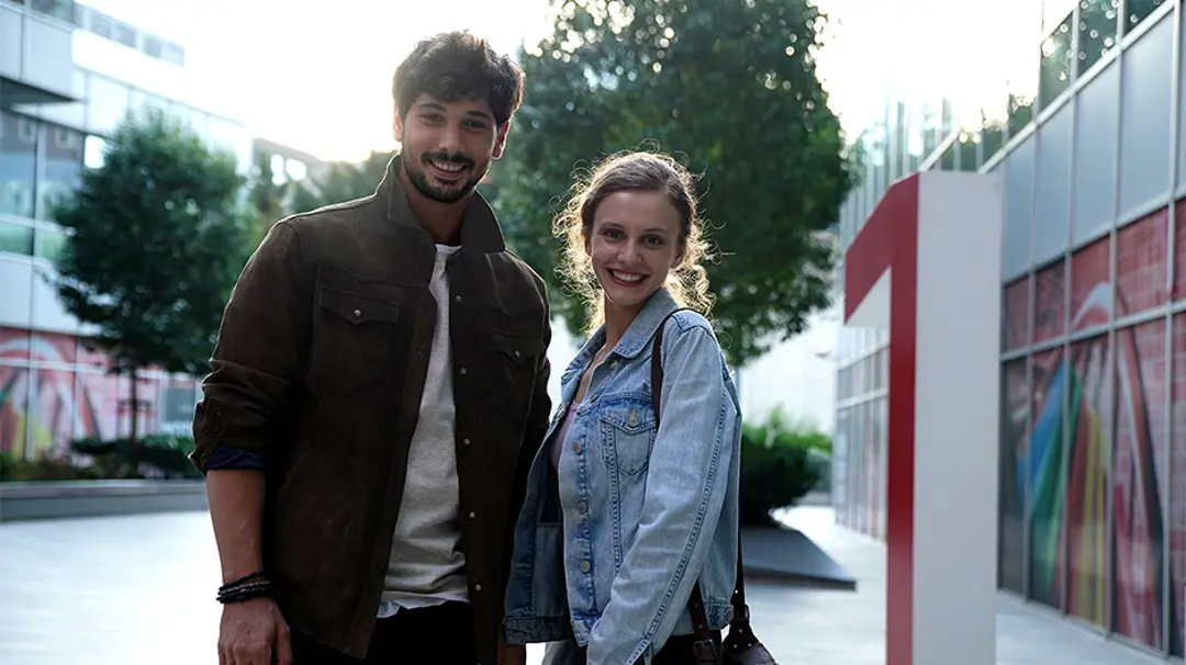 'Dicle' ve 'Barış'ın Aşkı Seyirciyi Hayran Bıraktı! 'Dicle' ve 'Barış'ın Aşkı Seyirciyi Hayran Bıraktı!