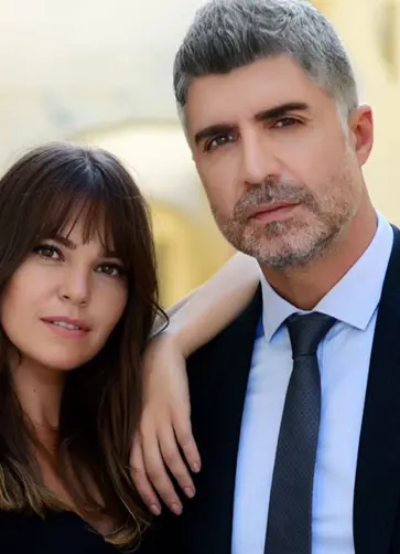 Özcan Deniz ve Aslı Enver'in yeni imajı! Özcan Deniz ve Aslı Enver'in yeni imajı!