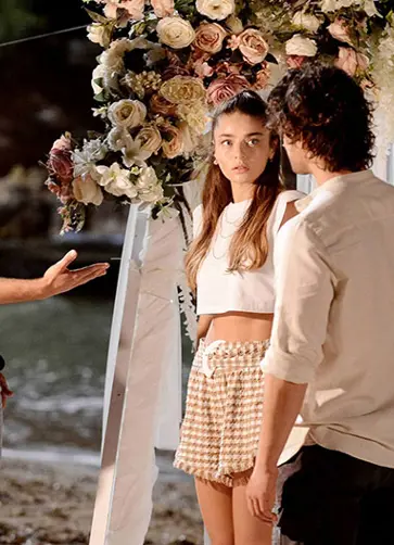 'Ada Masalı' En Çok İzlenen Dizi Oldu! 'Ada Masalı' En Çok İzlenen Dizi Oldu!