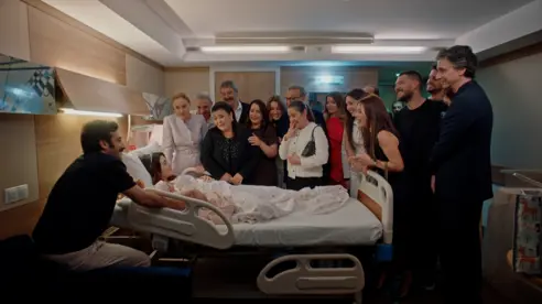 Naz ve Kadir Bebeklerine Kavuştu Naz ve Kadir Bebeklerine Kavuştu