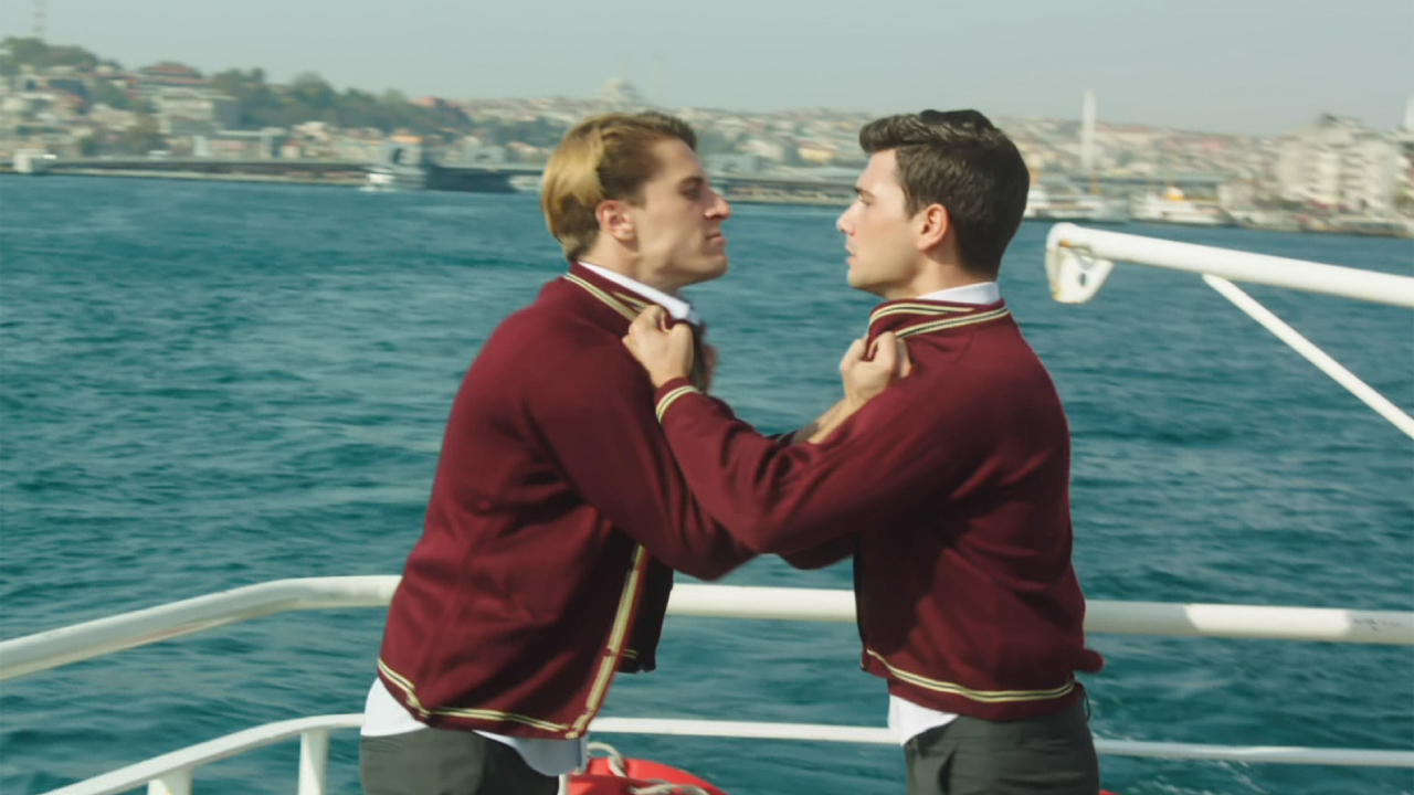 Koray ve Ronaldo karşı karşıya!