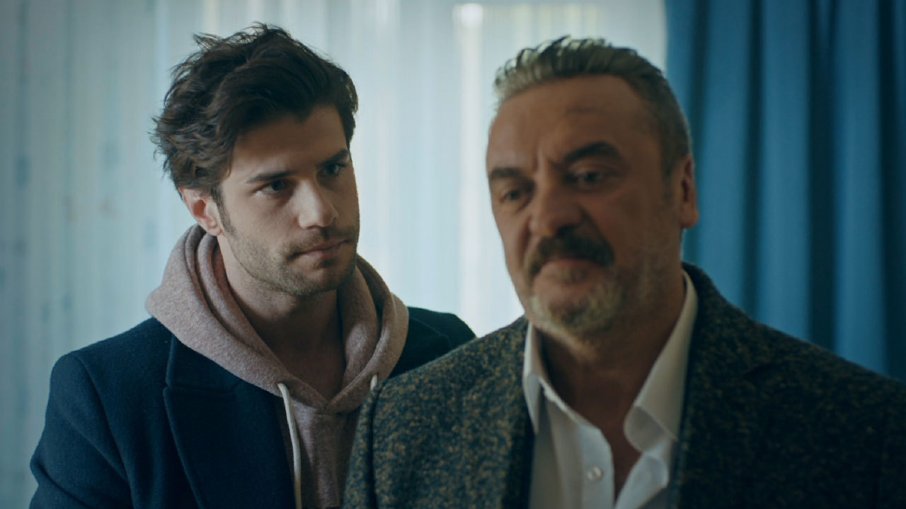 'Eğer sen kralsan ben de starım!'