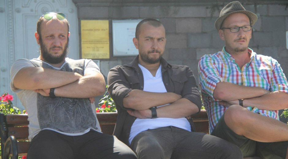 Startv.com.tr sizin için 'Ben De Özledim' setine sızdı