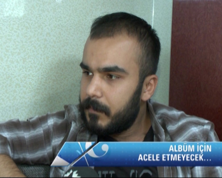 Mustafa kiminle düet yapmak istiyor?