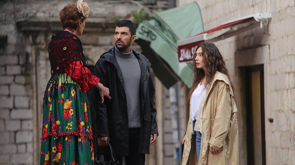 Sefirin Kızı Montenegro’da