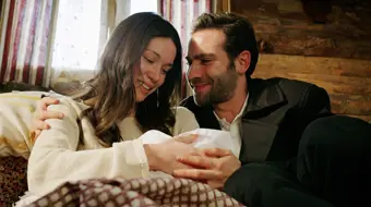 Azize ile Devran Bebeğine Kavuştu!