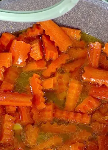 Zeytinyağlı Havuç Tarifi Zeytinyağlı Havuç Tarifi