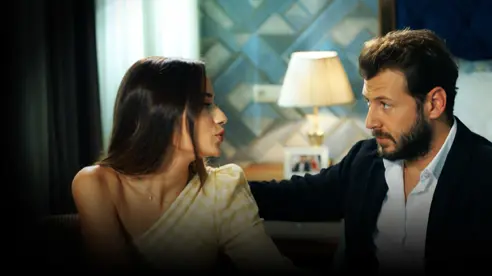 Yalandan Doğan Aşk Yalandan Doğan Aşk