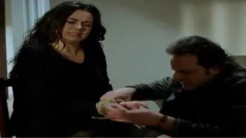Koyu Kırmızı 2.Bölüm Fragmanı Koyu Kırmızı 2.Bölüm Fragmanı