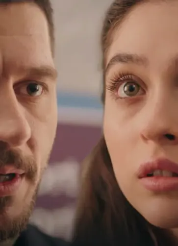Sakla Beni'de Mete vazgeçmiyor! Sakla Beni'de Mete vazgeçmiyor!