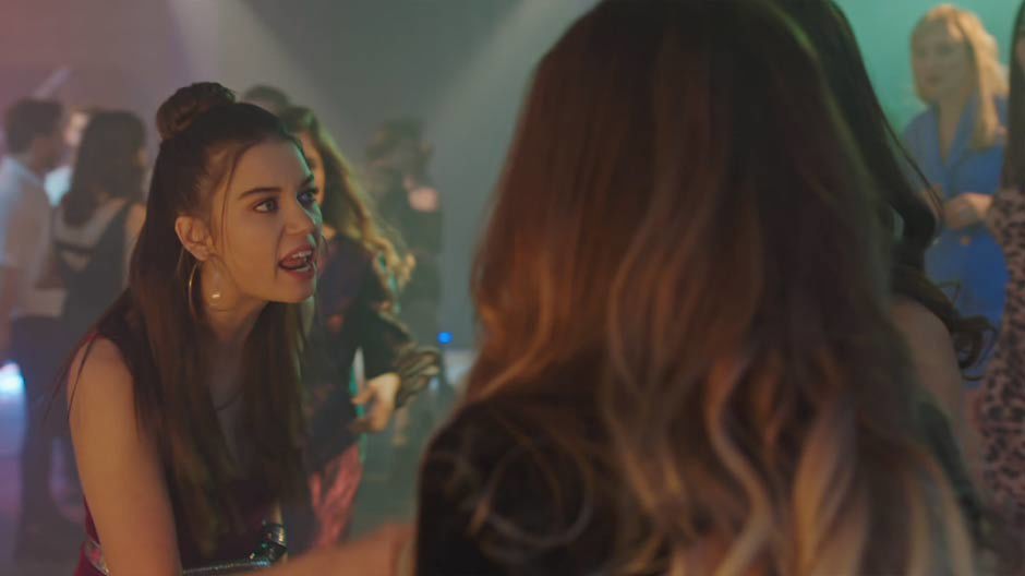 Hayat'ın olaylı gecesi!