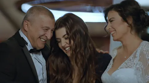 Hazal'ın mutlu günü Hazal'ın mutlu günü