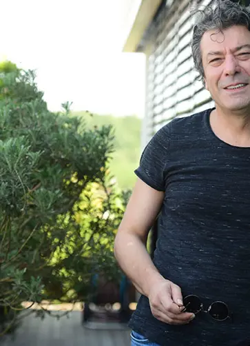 Uğur Çavuşoğlu, Kazara Aşk'ın Tahsin'ini anlattı Uğur Çavuşoğlu, Kazara Aşk'ın Tahsin'ini anlattı