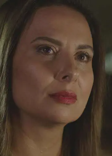 Goncagül Sunar, Benim Tatlı Yalanım'ın Kadrosuna Katıldı. Goncagül Sunar, Benim Tatlı Yalanım'ın Kadrosuna Katıldı.