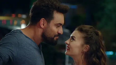 'Ben bu kıza deli gibi aşığım!' 'Ben bu kıza deli gibi aşığım!'