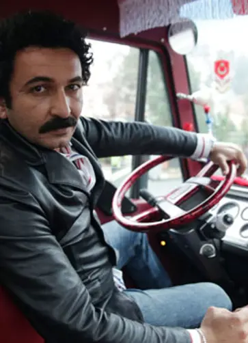 Yeni bir fenomen doğuyor! Yeni bir fenomen doğuyor!