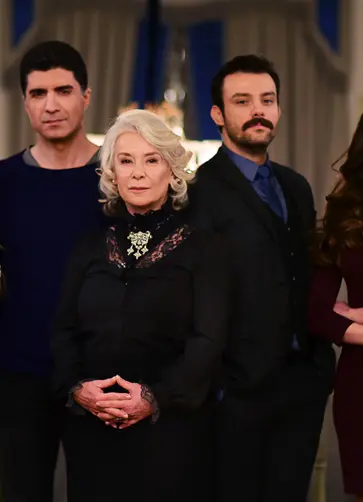 “İstanbullu Gelin” için geri sayım başladı! “İstanbullu Gelin” için geri sayım başladı!