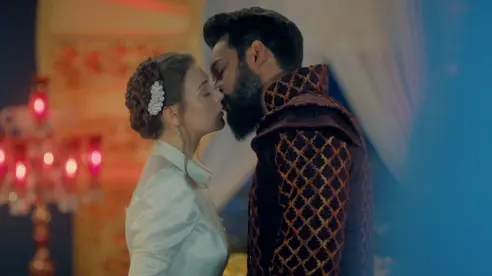 Hünkar ve Anna yakınlaşıyor! Hünkar ve Anna yakınlaşıyor!