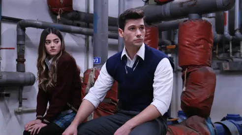 18. Bölüm Fragmanı 18. Bölüm Fragmanı