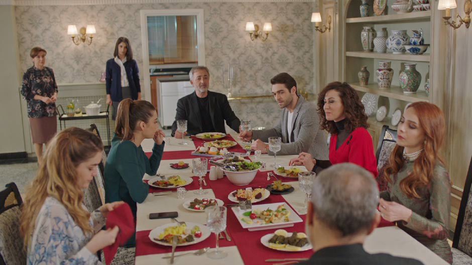 Yemekte gerilim