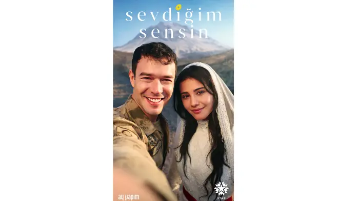 SEVDİĞİM SENSİN’İN AFİŞİ YAYINLANDI!