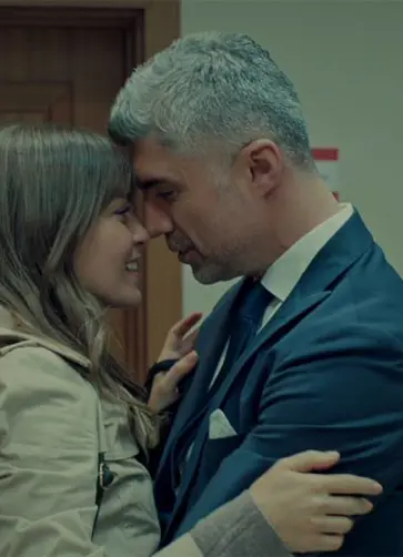 Cuma akşamlarının adı: 'İstanbullu Gelin' Cuma akşamlarının adı: 'İstanbullu Gelin'