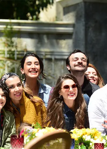 İstanbullu Gelin, “Veda” özel yayını ile izleyicisine teşekkür etti İstanbullu Gelin, “Veda” özel yayını ile izleyicisine teşekkür etti