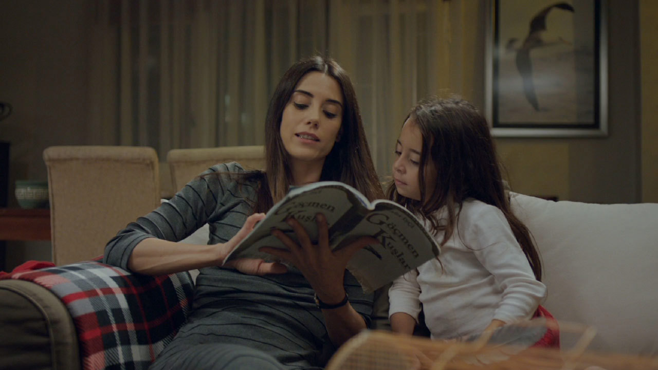 Zeynep ve Melek, ilk defa bu kadar yakın!