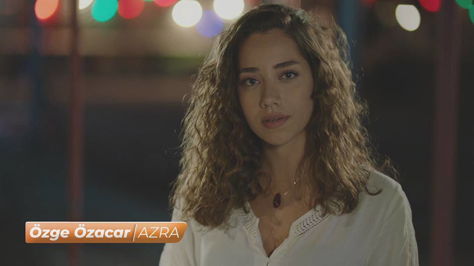Azra - Özge Özacar