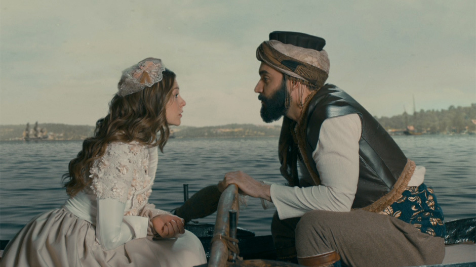 Anna ve Sultan Mahmut'un ilk karşılaşmasında bakın neler yaşandı!