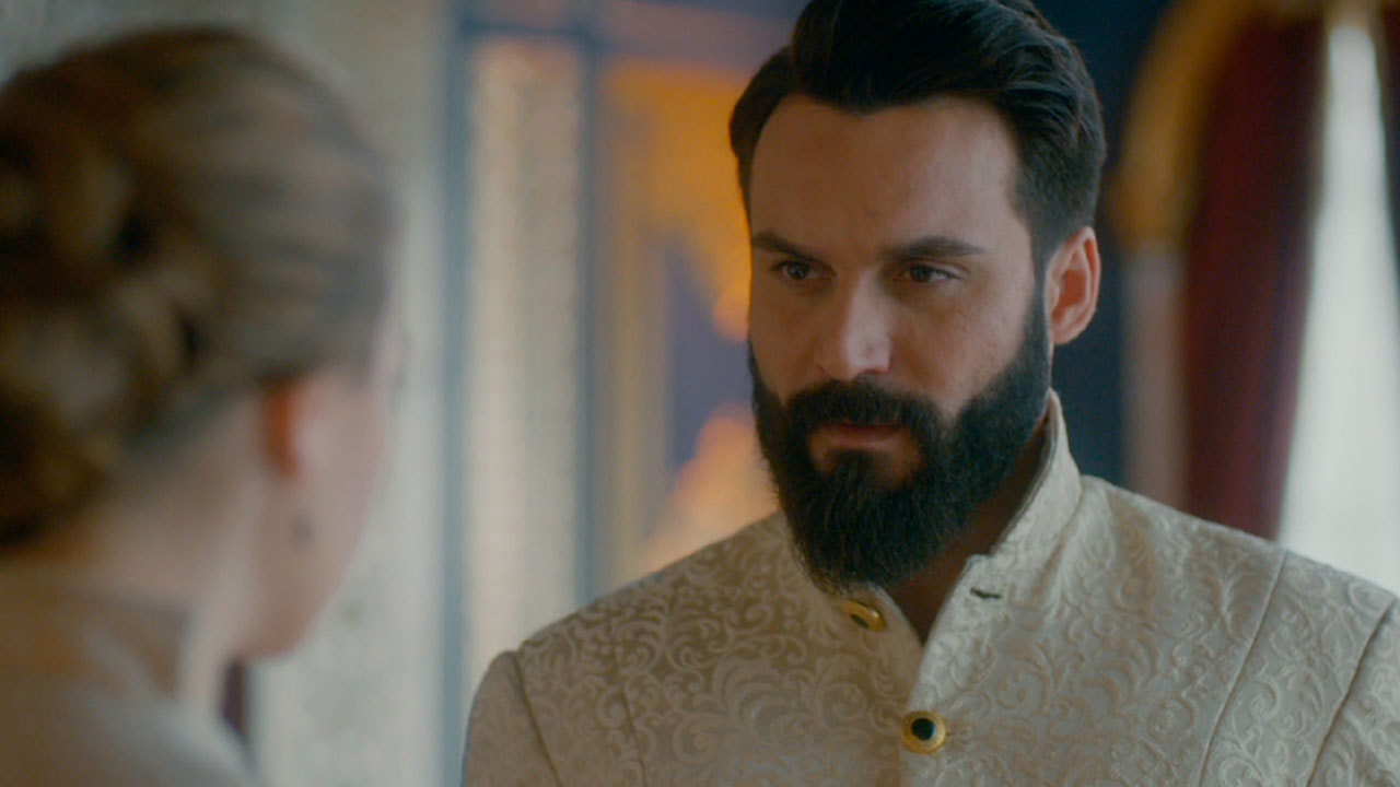 Sultan, Anna'yı saraydan kovuyor!