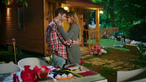 Gül ve Cemal'in davetsiz misafiri! Gül ve Cemal'in davetsiz misafiri!
