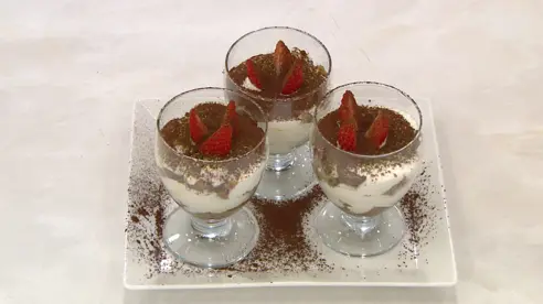 Pişmaniye ve Kestaneli Tiramisu Tarifi Pişmaniye ve Kestaneli Tiramisu Tarifi