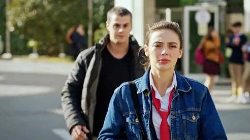 Mevlüt Ekim'e Sarkıntılık Ediyor! Mevlüt Ekim'e Sarkıntılık Ediyor!