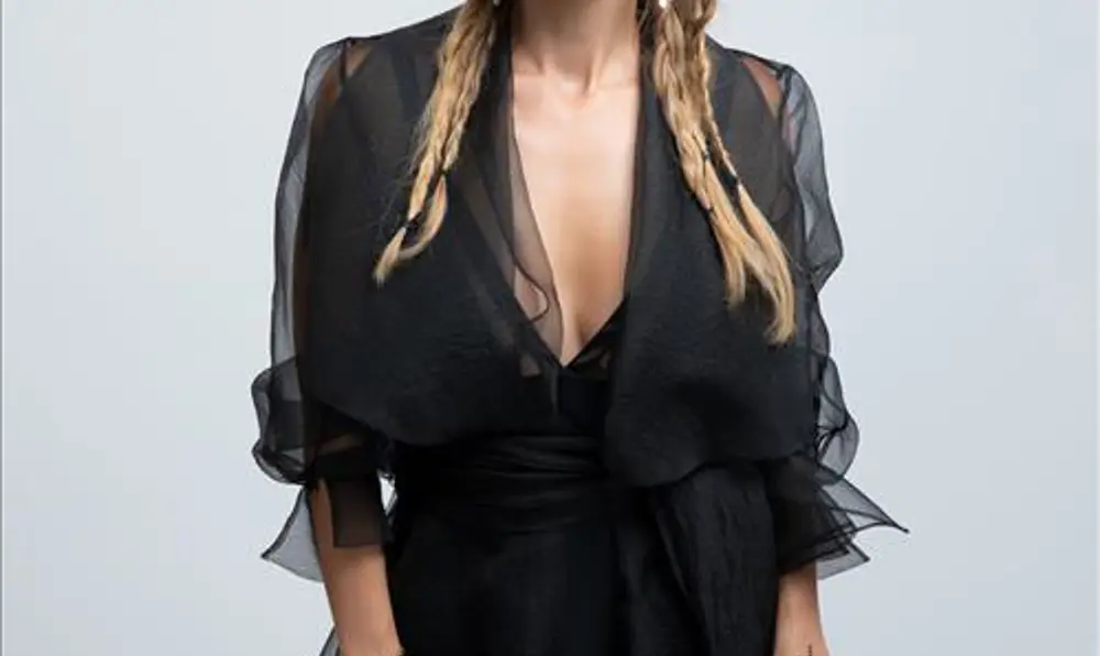 Sara - Özge Özder