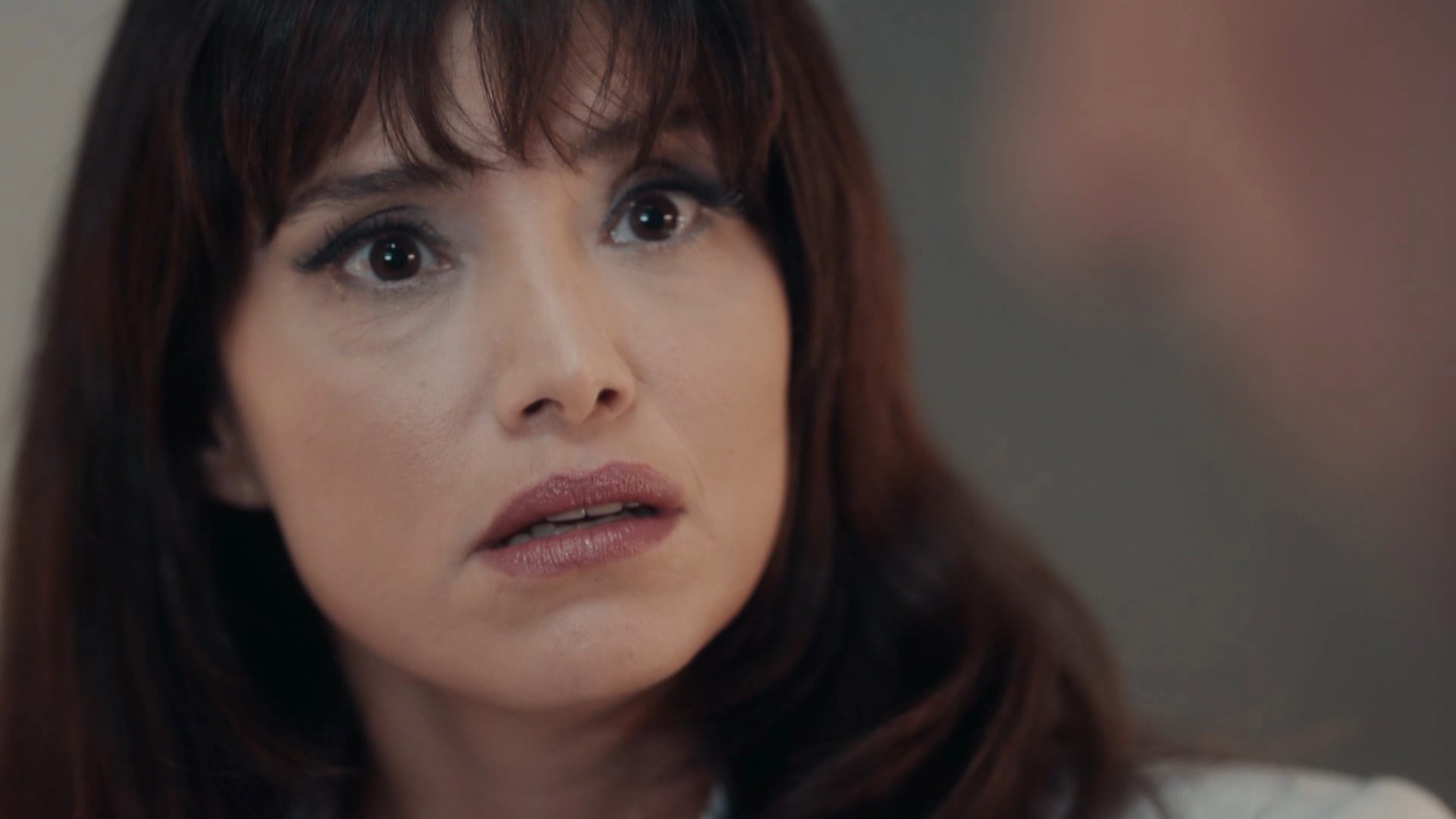 Ömer'den Elif'e Kelepçe