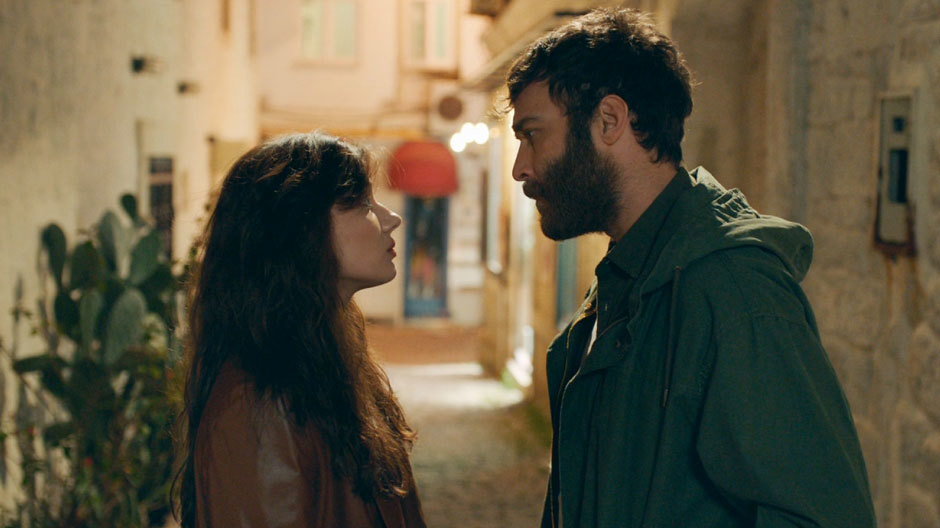 'Gitme demeyecek misin bana?'