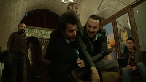 Korsan, ihanetini itiraf ediyor... Korsan, ihanetini itiraf ediyor...