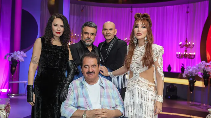 ‘İBO SHOW’ GECEYE DAMGA VURDU