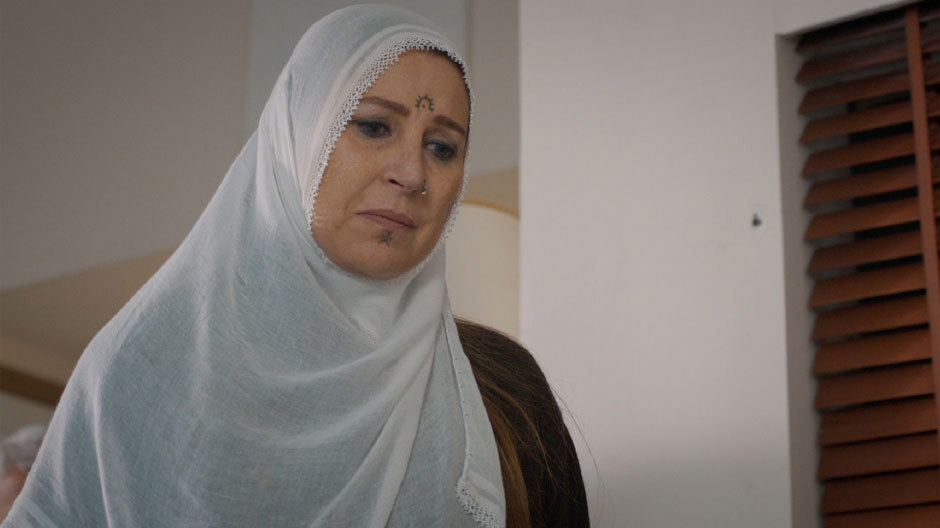 'Oğlum ben senin annenim!'
