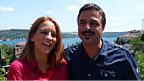 Ufuk Özkan ve Emel Çölgeçen'le startv.com.tr'ye özel röportaj! Ufuk Özkan ve Emel Çölgeçen'le startv.com.tr'ye özel röportaj!